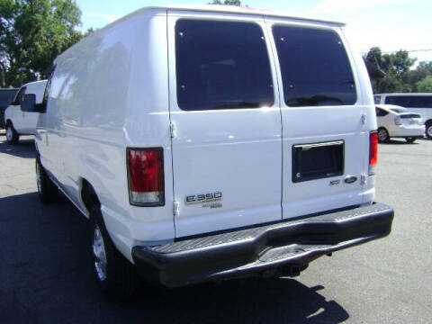 2011 Ford E-Series E-350 SD