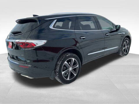 2022 Buick Enclave Essence