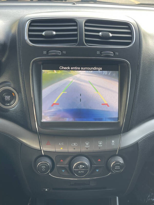 2018 Dodge Journey Crossroad