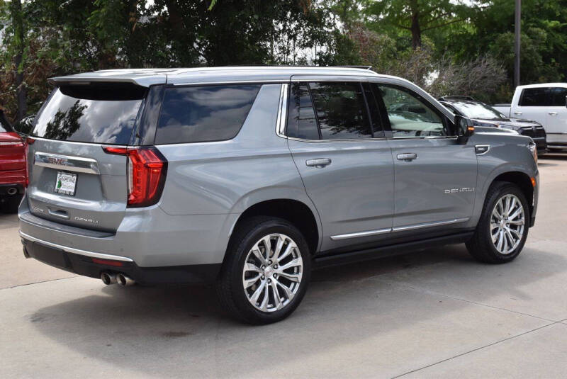 2023 GMC Yukon Denali