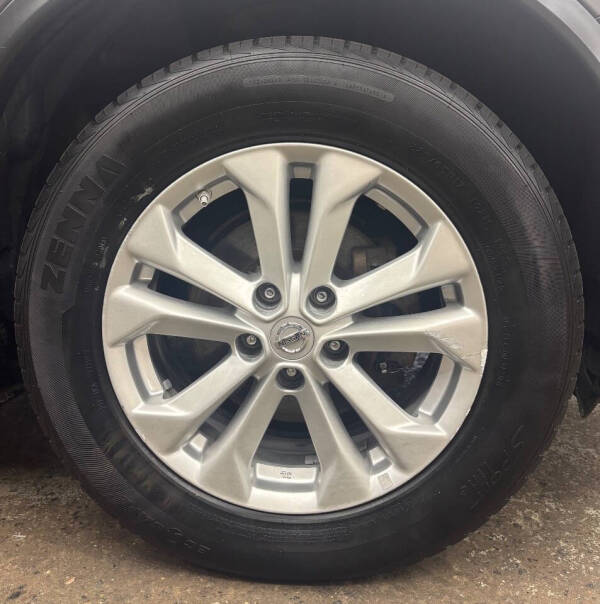 2015 Nissan Rogue SV