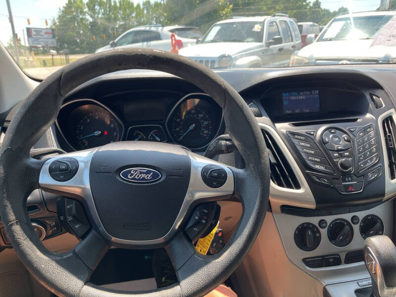 2013 Ford Focus SE