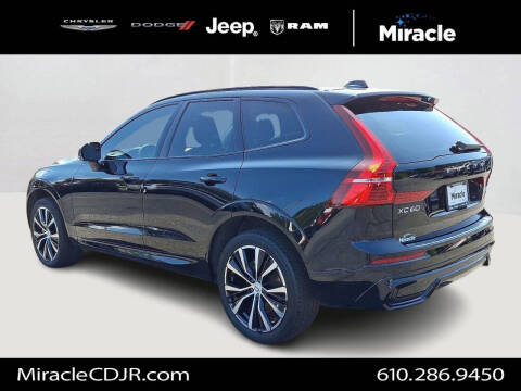 2023 Volvo XC60 B5 Plus Dark Theme