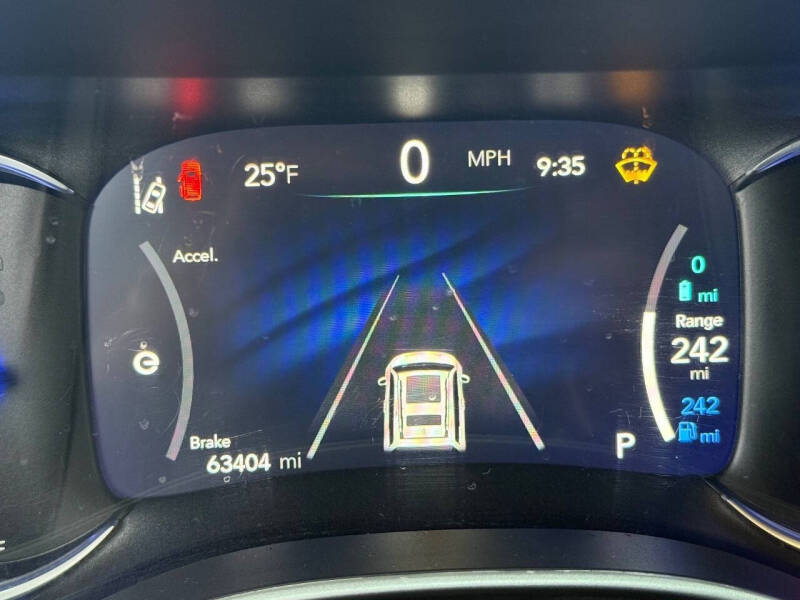 2022 Chrysler Pacifica Hybrid Touring L