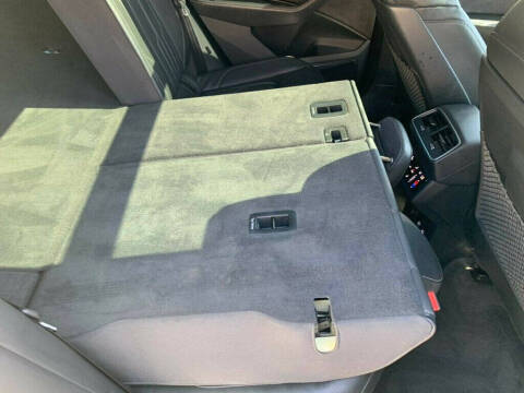 2019 Audi e-tron quattro Prestige