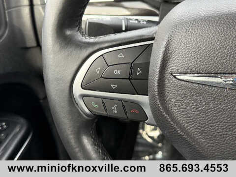 2015 Chrysler 300 Limited