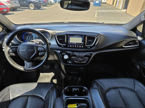 2020 Chrysler Pacifica Launch Edition