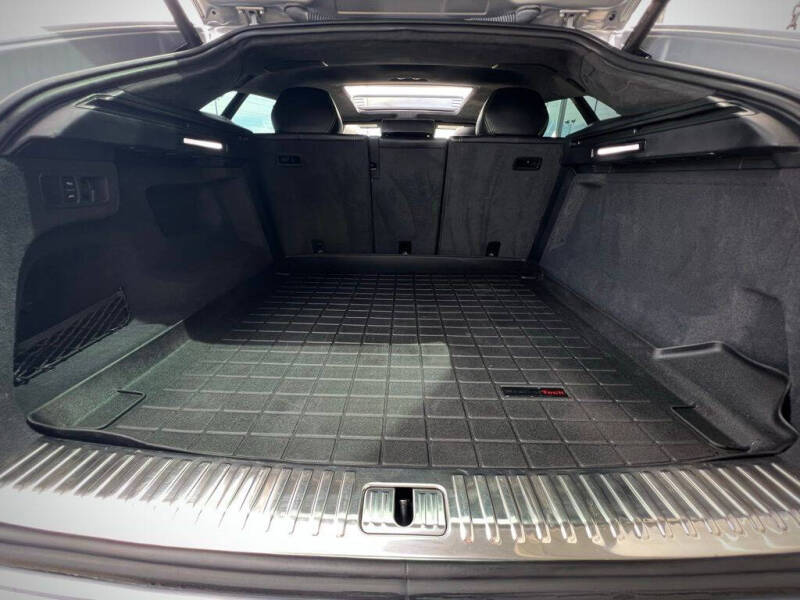 2022 Lamborghini Urus