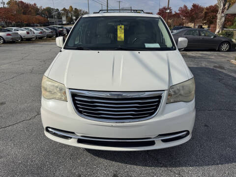 2011 Chrysler Town and Country Touring-L