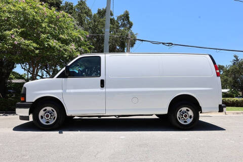 2017 GMC Savana 2500