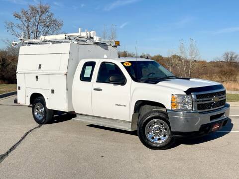 2011 Chevrolet Silverado 3500HD for sale at A & S Auto and Truck Sales in Platte City MO