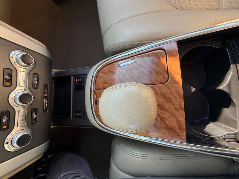 2011 Nissan Murano LE