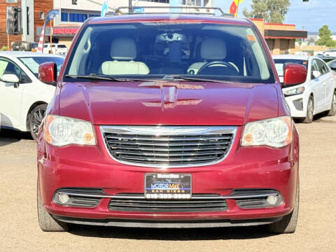 2012 Chrysler Town and Country Touring
