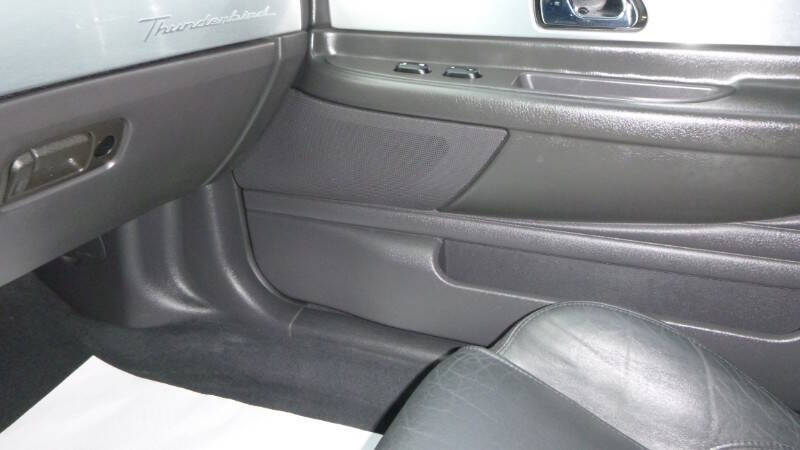 2002 Ford Thunderbird Deluxe