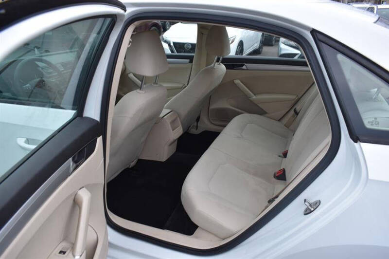 2018 Volkswagen Passat 2.0T S