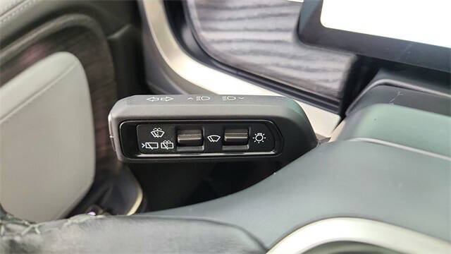 2024 Rivian R1S Launch Edition