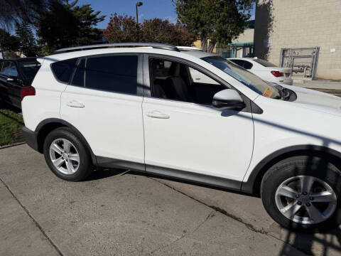 2014 Toyota RAV4 XLE