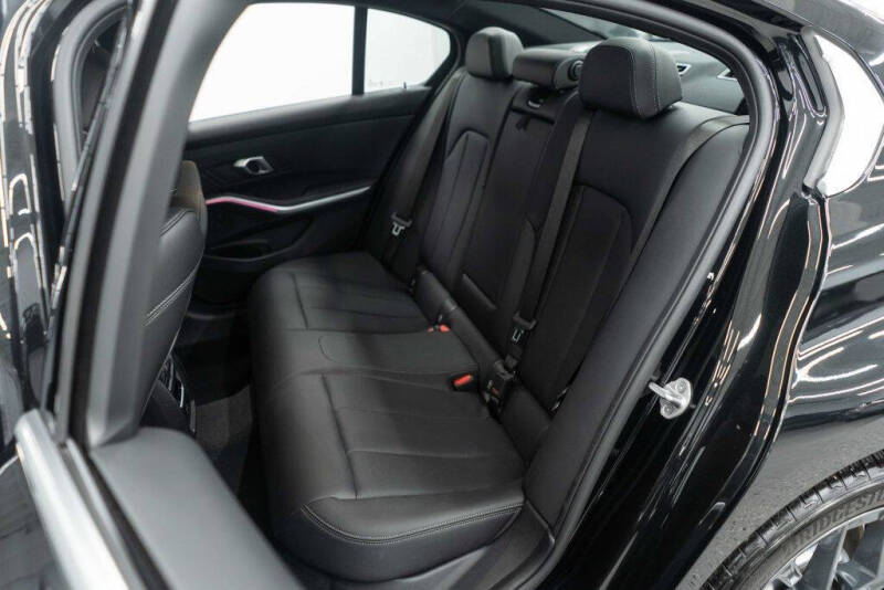 2025 BMW 3 Series 330i xDrive