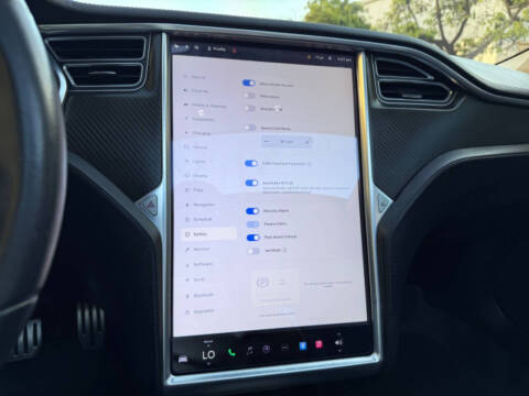 2013 Tesla Model S Performance