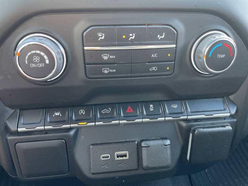 2023 Chevrolet Silverado 1500 Custom