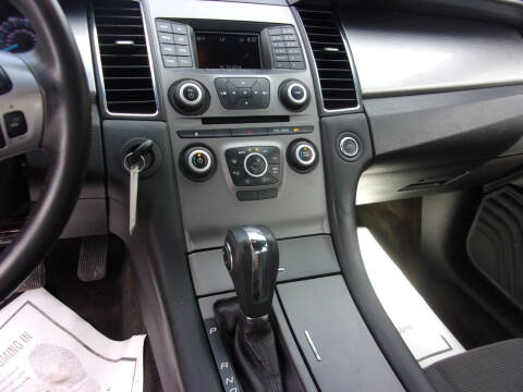 2015 Ford Taurus SEL