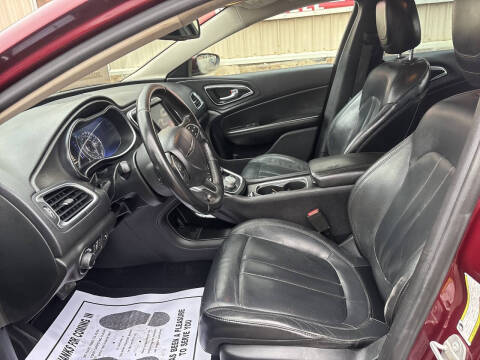 2017 Chrysler 200 Limited