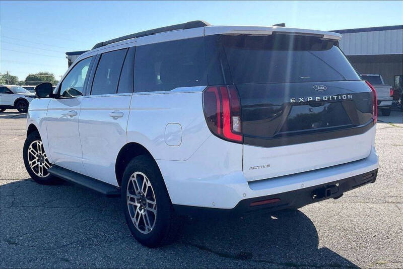 2025 Ford Expedition Active