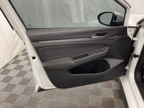 2022 Volkswagen Golf GTI S