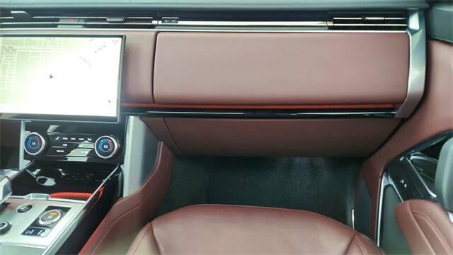 2023 Land Rover Range Rover P530 SE