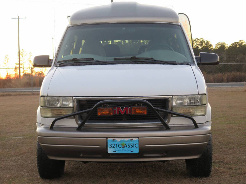 2002 GMC Safari SLE