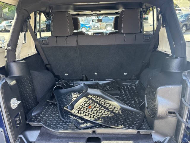 2013 Jeep Wrangler Unlimited Sahara