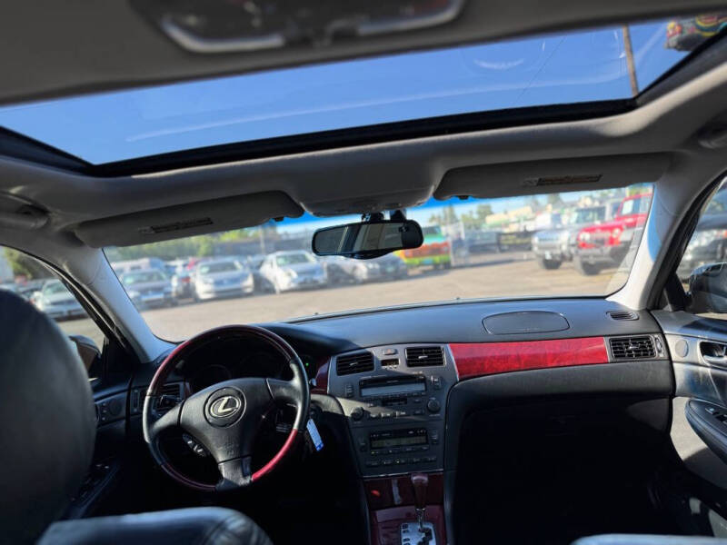 2003 Lexus ES 300