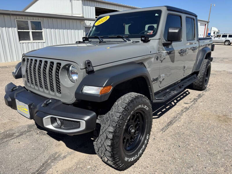 2023 Jeep Gladiator Sport S's photo
