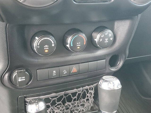 2015 Jeep Wrangler Unlimited Sport