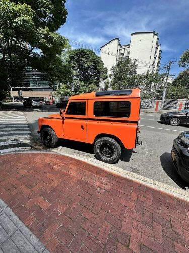 1982 Land Rover Santana