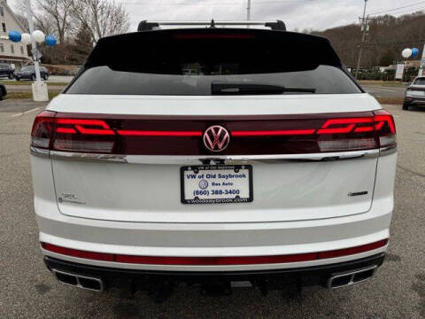2026 Volkswagen Atlas Cross Sport SEL Premium R-Line 4Motion