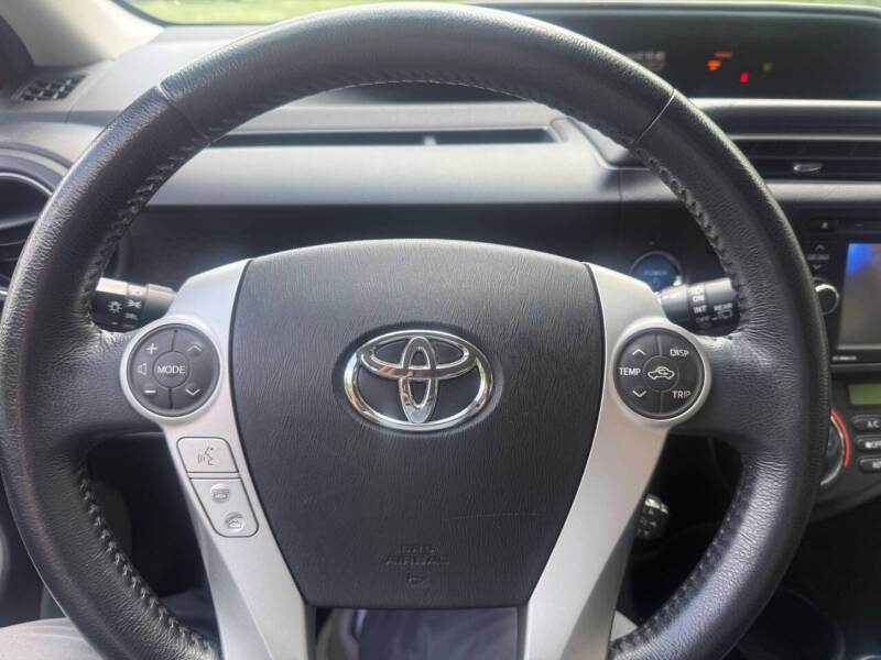 2014 Toyota Prius c Four