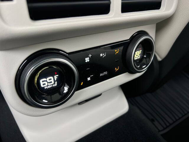 2020 Land Rover Range Rover Velar P250 R-Dynamic S