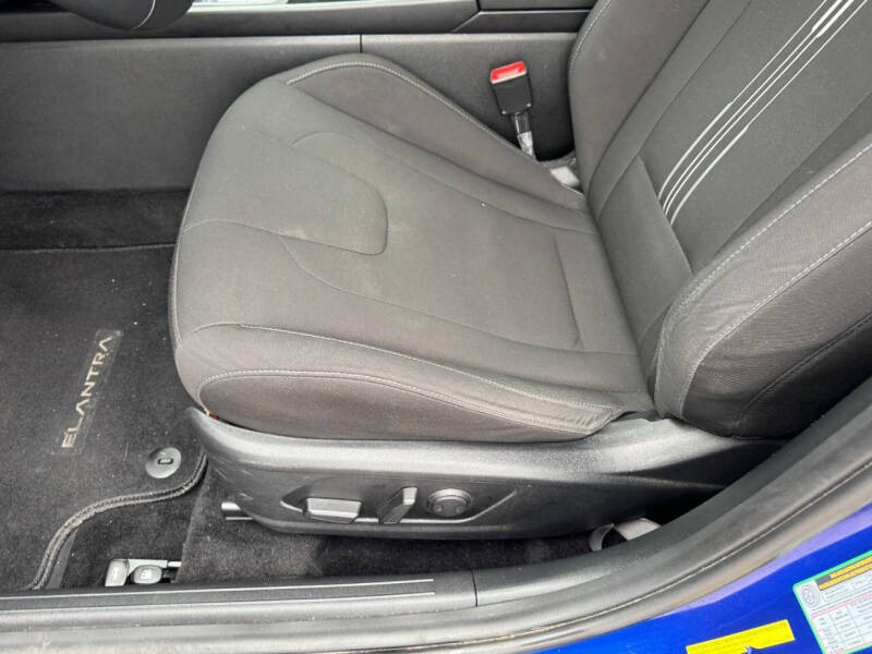 2022 Hyundai Elantra