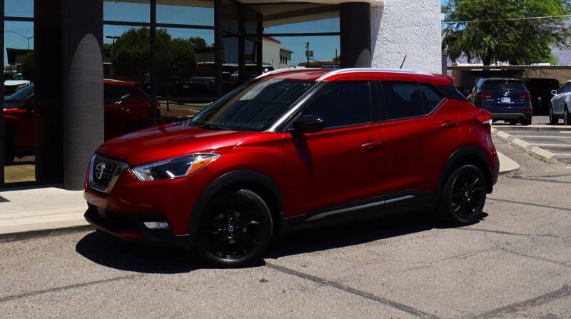 2020 Nissan Kicks SR