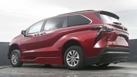 2025 Toyota Sienna