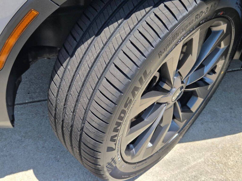 2023 Kia Sorento X-Line EX