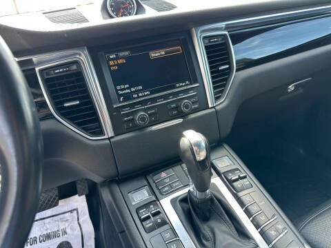 2016 Porsche Macan S