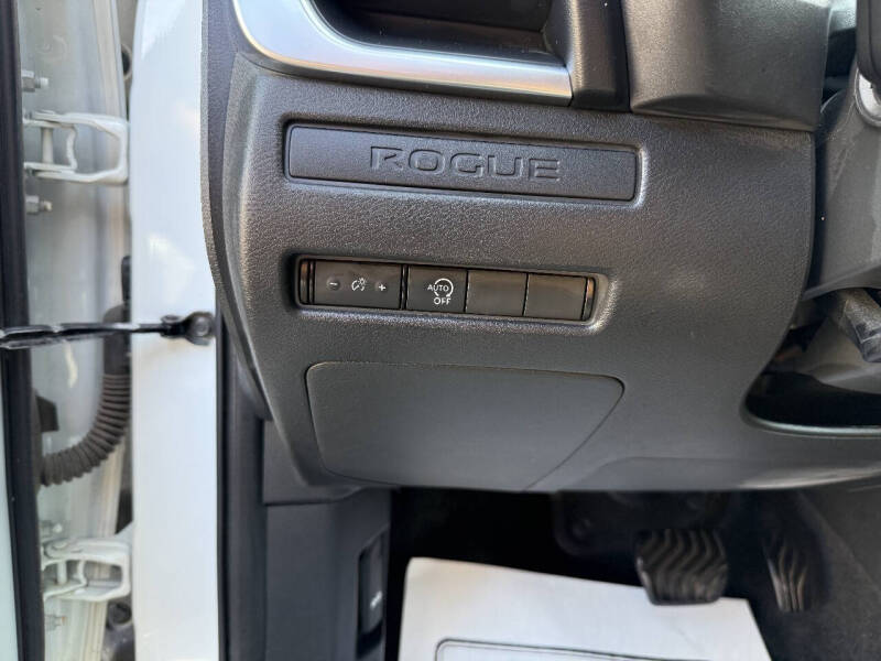 2023 Nissan Rogue S