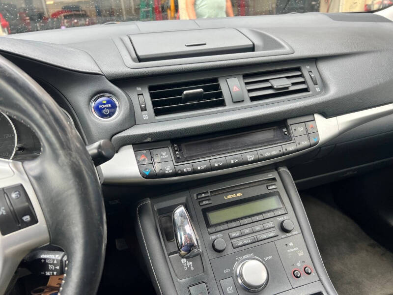 2012 Lexus CT 200h Premium