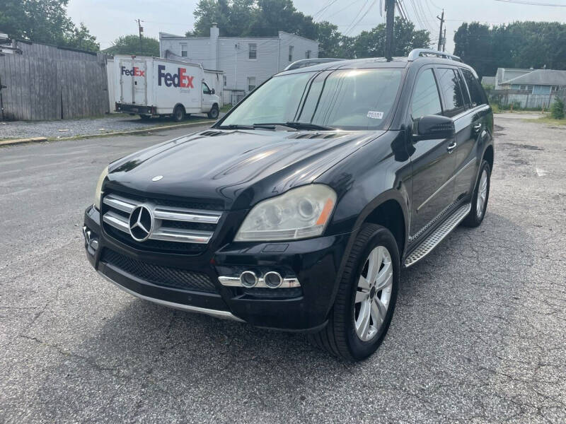 2011 Mercedes-Benz GL-Class for sale at LA FAMILIA AUTO SALES in Brooklyn MD