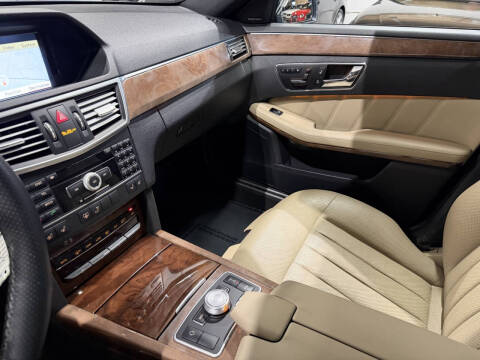 2011 Mercedes-Benz E-Class E 550 Sport 4MATIC