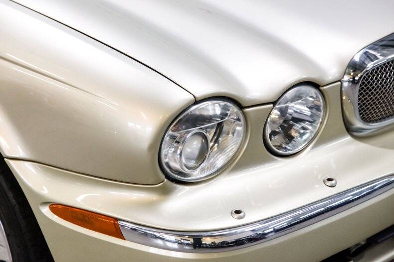 2006 Jaguar XJ-Series XJ8