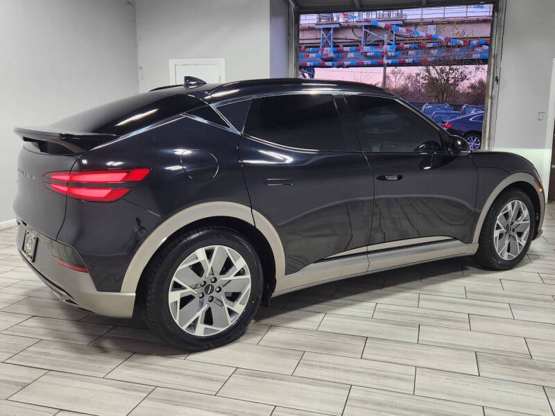 2025 Genesis GV60 Standard