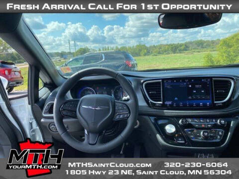 2022 Chrysler Pacifica Touring L